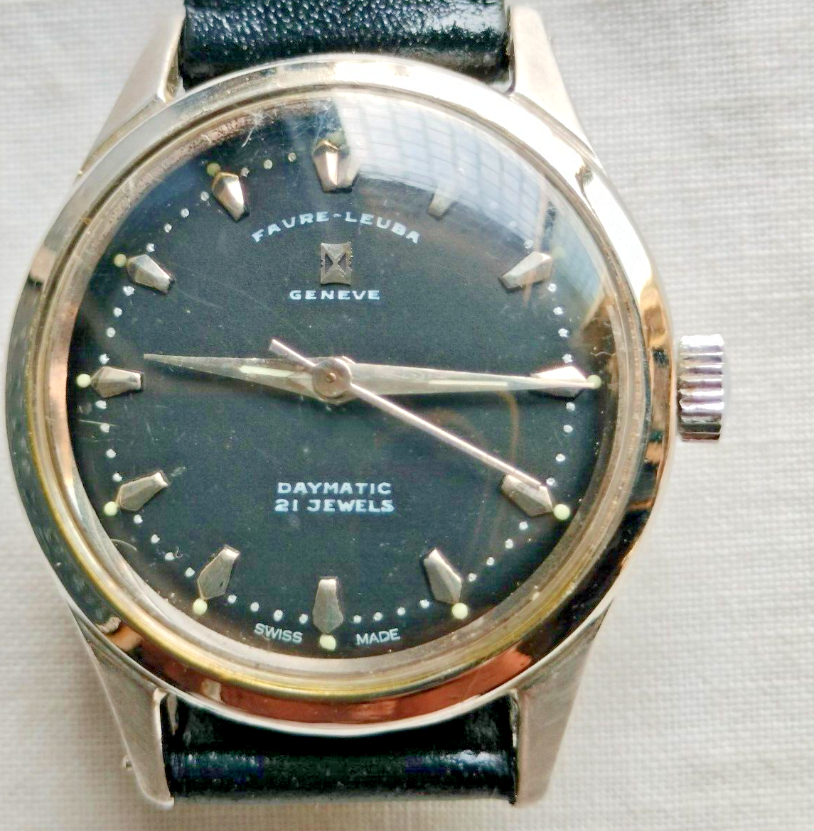 Favre Leuba Geneve Daymatic 21 Jewels Greyish-Black Dial Colour