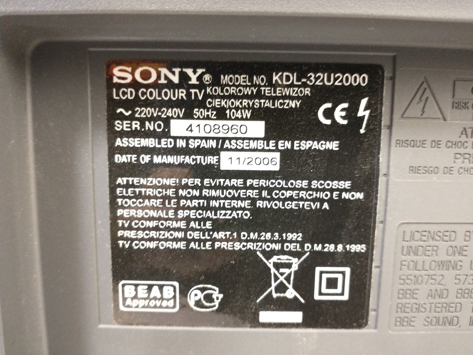 Sony Bravia KDL32U2000 32 Inch 1366 x 768 HDMI SCART Retro Gaming TV With Stand eBay