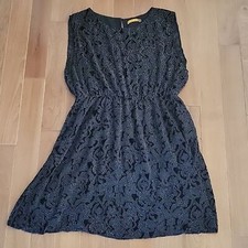 Alice + Olivia Silk Textured Cinched Waist Velvet Dress In Black Large