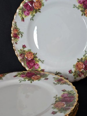 Set of 4 Royal Albert Old Country Roses 8  Salad/Dessert Plates England