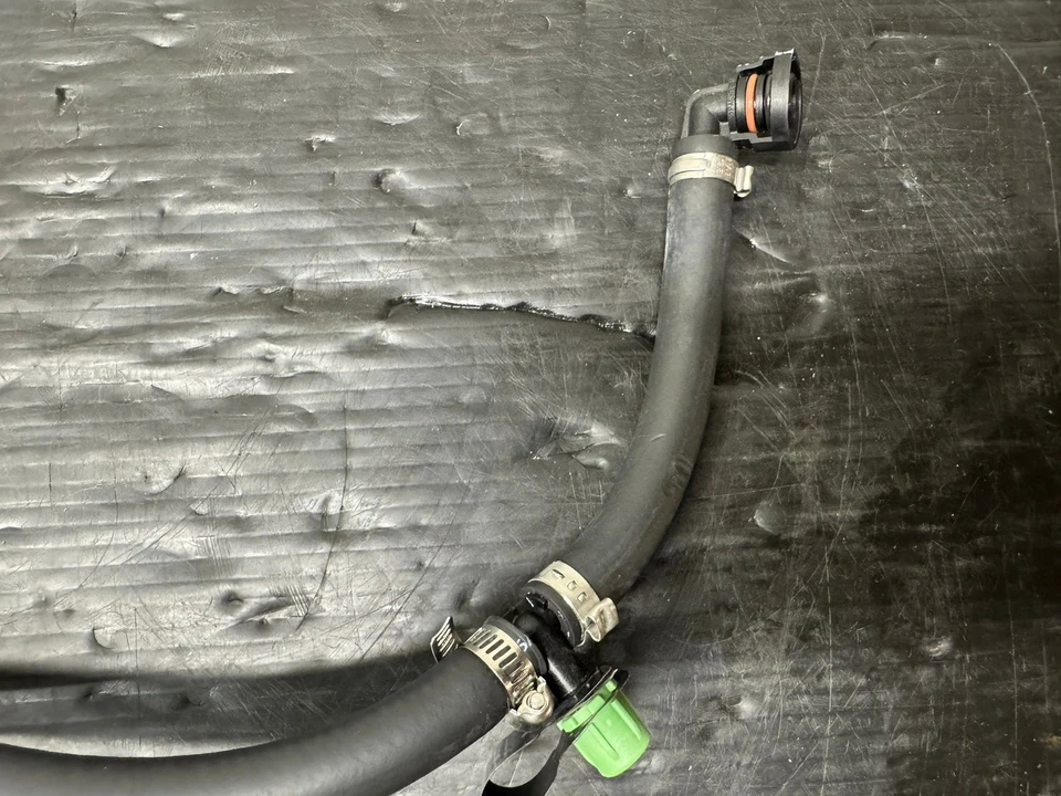 Оригинальный шланг топливопровода Seadoo 4tec GTI RXT GTX RXP Wake 130 155 185 215 2003-2008 - Изображение 3 из 3