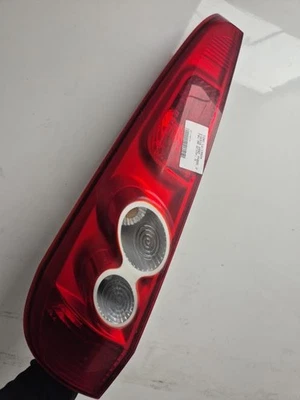 Feu arriere principal gauche (feux) FORD FIESTA 5 PHASE 2 1437626 - Photo 1/4