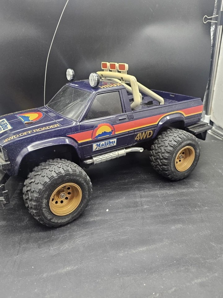 NIKKO Malibu Grand Prix 4X4 Off Road Hilux Blue Truck 1982 w/ Box and Remote - Image 3 of 4