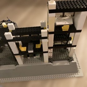 LEGO City Police Station 7237 In 2005 Used Retired W/Manuals As Is