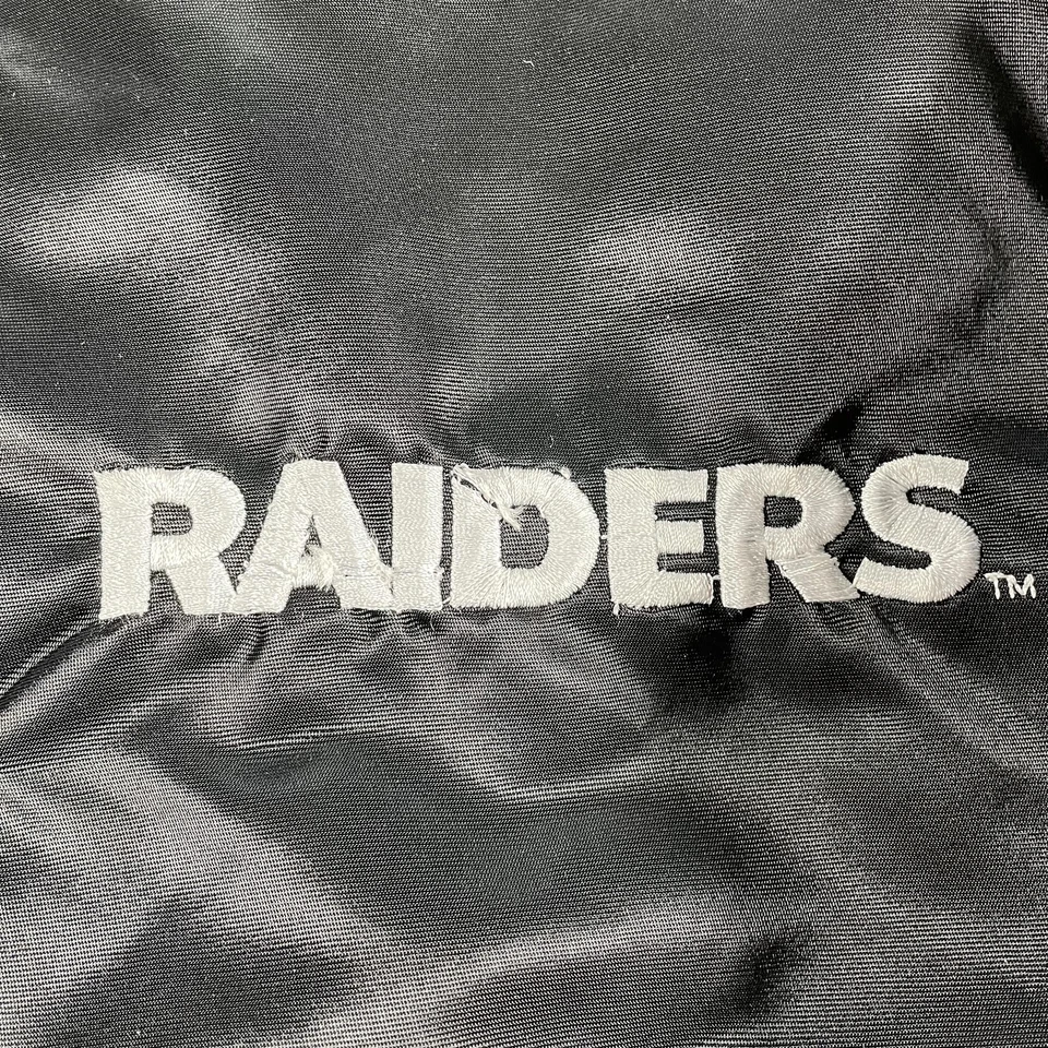 Jaqueta Oakland Raiders Masculina Vintage Média Preta NFL Starter Back Shield Anos 90 EUA - Imagem 2 de 4
