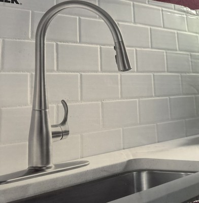 New KOHLER K-596-VS Simplice Pull-Down Kitchen Faucet Vibrant Stainless.  