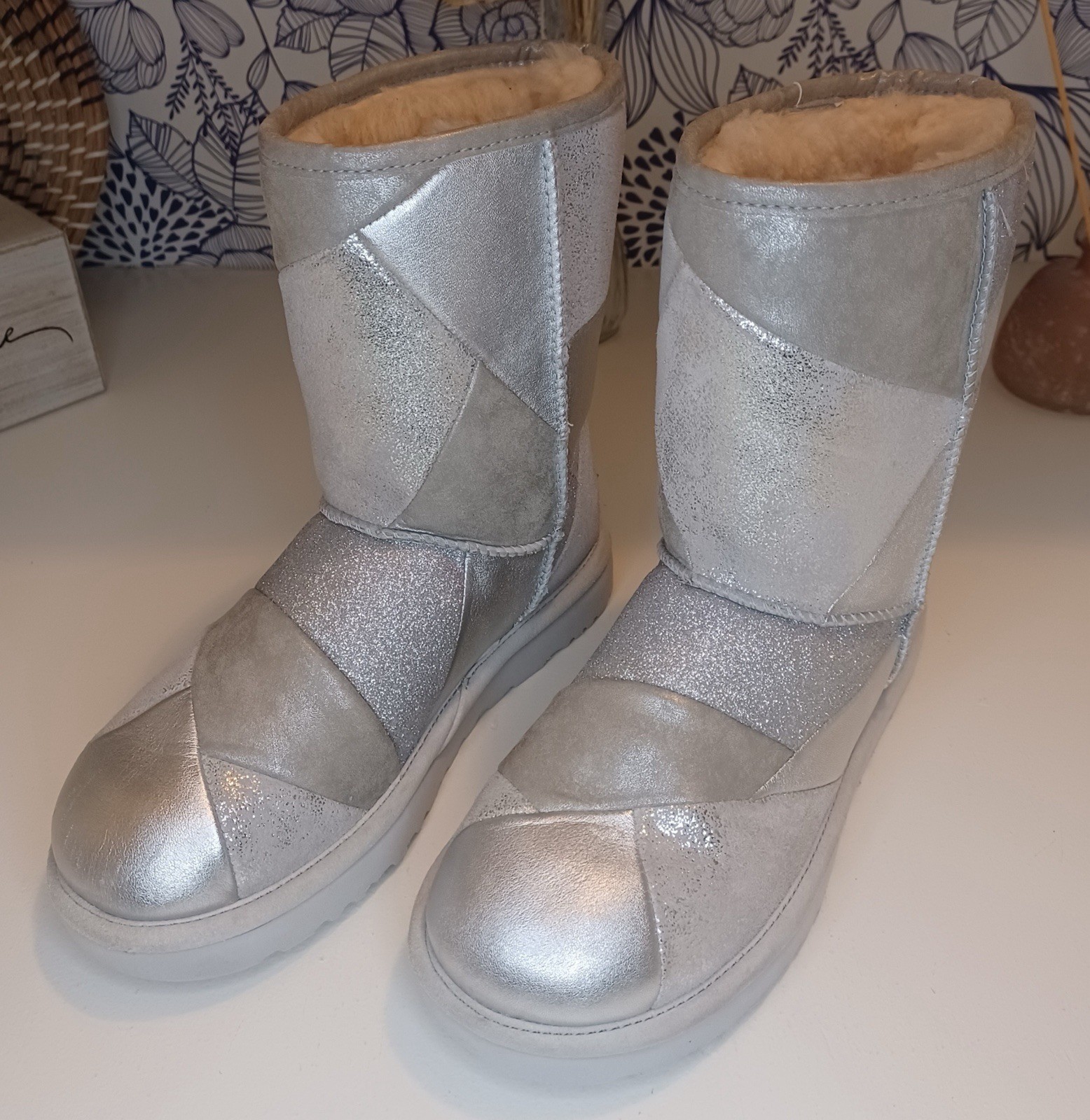 UGG Classic Glitter Patchwork  Suede Fur Sumver S… - image 1