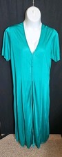 Amoureuse Size 1X Full Length Long Nylon Robe  Short Sleeve 3 Button Closure