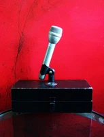 Vintage 1990 Electro Voice RE-50 dynamic microphone Lo Z w clip & case