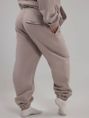 Comfrt Travel Essentials Sweatpants Medium beige unisex heavy cozy boyfriend