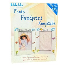 Kid  idz Photo Handprint Keepsake. Blank Customizable Frame With Clay. New 