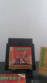 Gauntlet (Black Cart) NES CIB