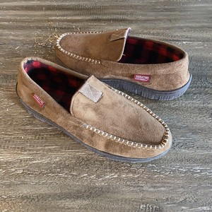signature by levi's men's venetian moccasin slipper