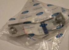 GENUINE FORD FOCUS 1998-2005 RADIATOR GRILLE LEFT LOWER BRACKET / SUPPORT