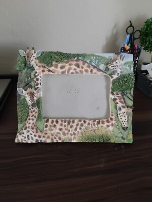 Giraffe Jungle animal 3-D  picture frame