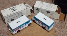 Lot of 2 ERTL Herr's Snack Truck Walk-In Van Bank Die Cast Metal 9368