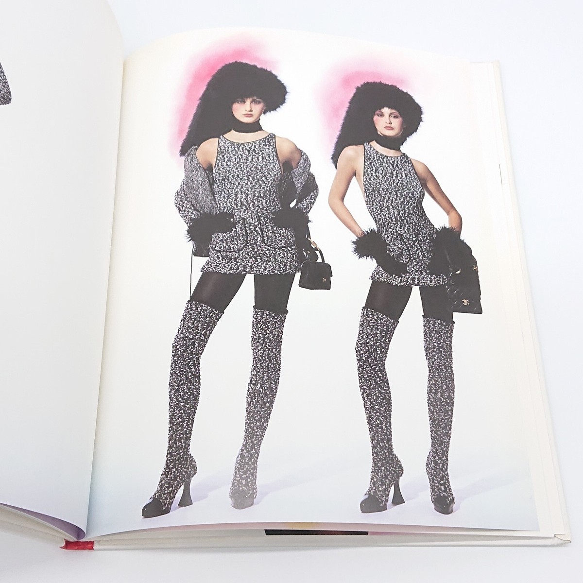 CHANEL 1994-1995/1995-1996 Fall-Winter Collection Vintage Catalog