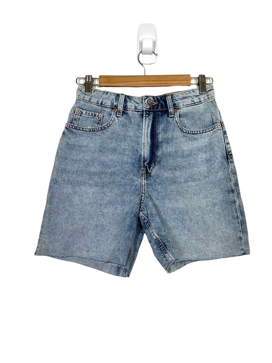 H&M Women's Blue Denim Bermuda Jean Shorts Size 6 Cut Off Hem 100