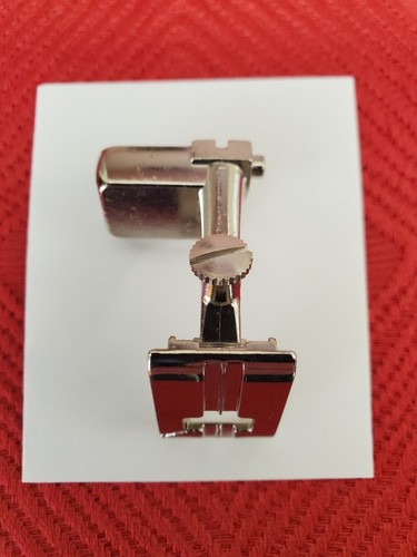 Genuine BERNINA Buttonhole Foot #3C - New Style - manual - 9mm - presser feet - Picture 6 of 8
