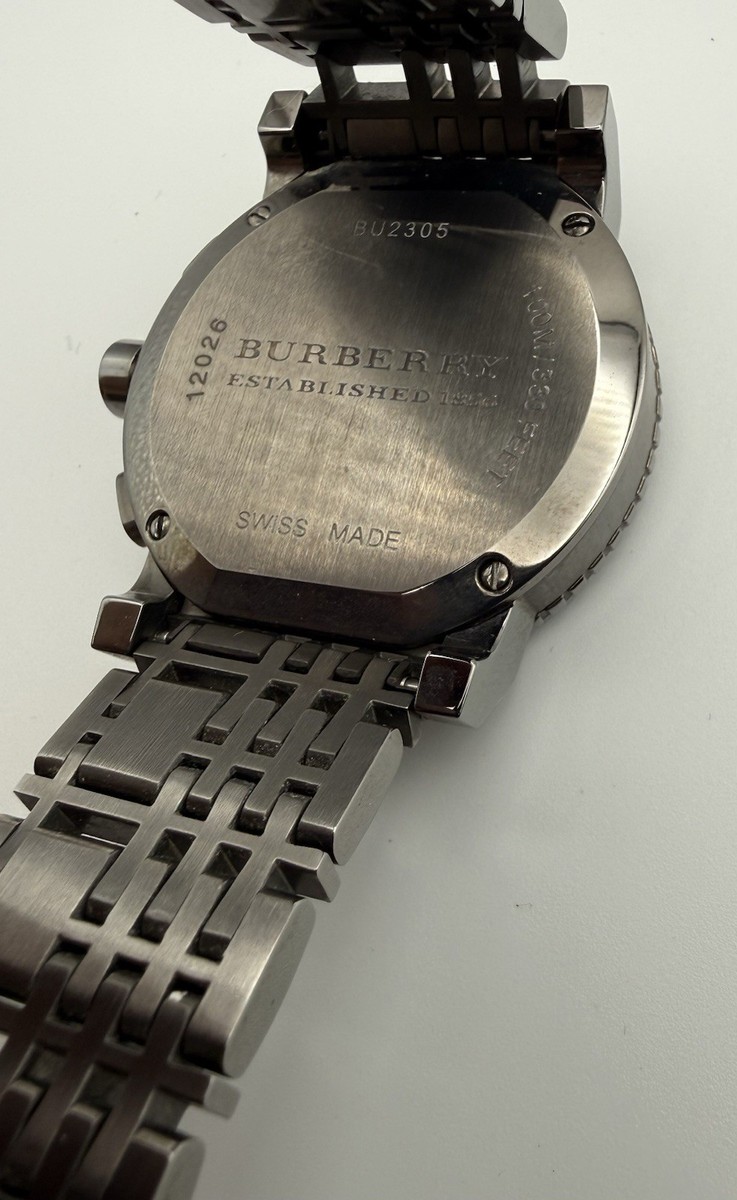 Burberry BU2305 Trench 42mm Dark Grey Swiss Quartz Mens Watch Read