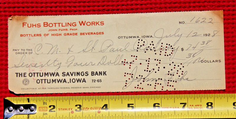 1928 Chicago Milwaukee & St Paul Railway Check Fuhs Bottling Works Ottumwa Iowa