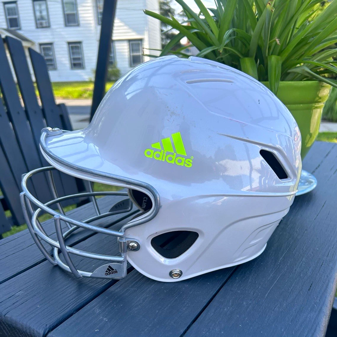lazer bicycle helmet malaysia Sphere – Brisbane Services Color:Gold Mirror AS/AF Customized Timbuk2 bags | Black / Black Hardware The Super Lightweight ARS