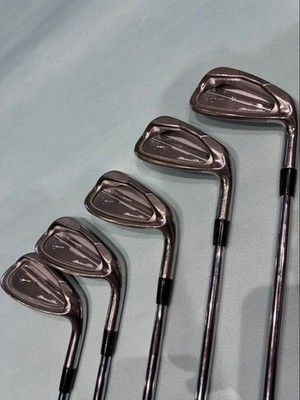 Mizuno Pro Ti18 Eisen #6-9, Pw (5 Schläger) / Dynamic Gold S200 / Flex: Stiff...