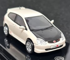 Paragon 1/64 - Honda Civic Type-R EP3 2001 White Carbon RHD Diecast Model Car