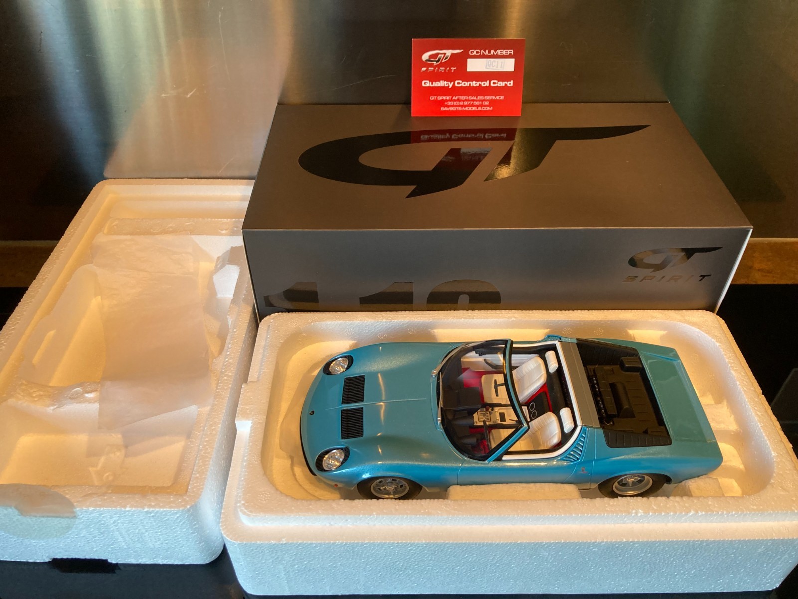 Lamborghini Miura Roadster bleu 1/18 GT SPIRIT GT324 voiture de sport miniature Bertone