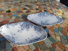 lot de 2 anciens raviers en faïence de SAINT AMAND HAMMAGE  modèle  Marie louise