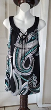 Women's "AB Studio" Size Large Blouse Top  Sleeveless New Without Tags