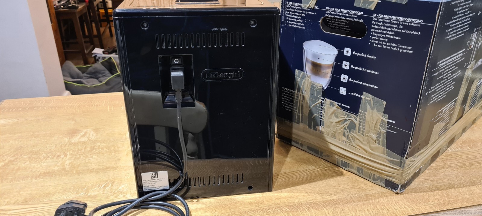 De'Longhi Bean to Cup Coffee Machine Eletta Cappuccino ECAM44.660.B eBay