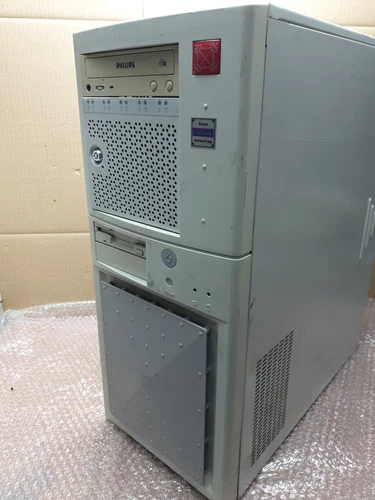 Intel L440GX Server Scheda Madre con doppio Petium 600MHz +4 HDD 18 GB SCSI 