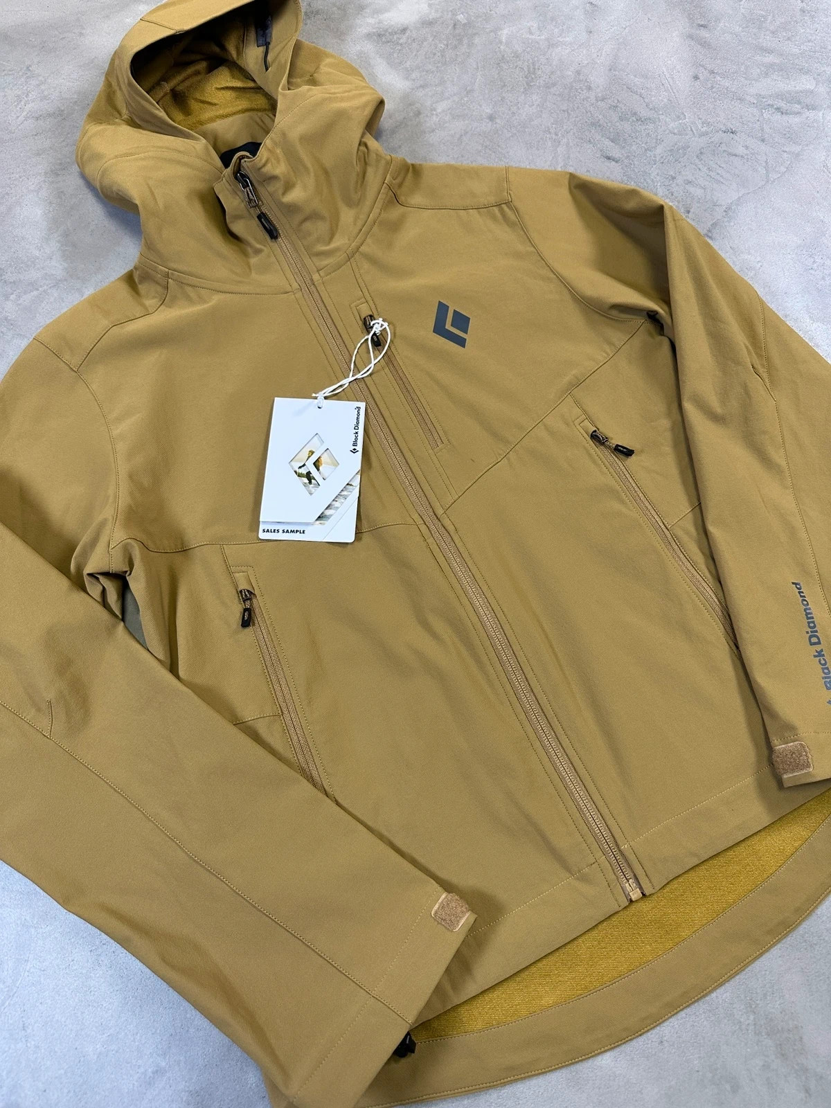 Black Diamond women’s dawn patrol softshell jacket - small RRP£230 image 2