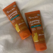 NEW LOT OF 2 Zesty Paws Cat Mousse CALMING Chicken BEHAVIOR 3 oz, 6 oz EXP 11/26