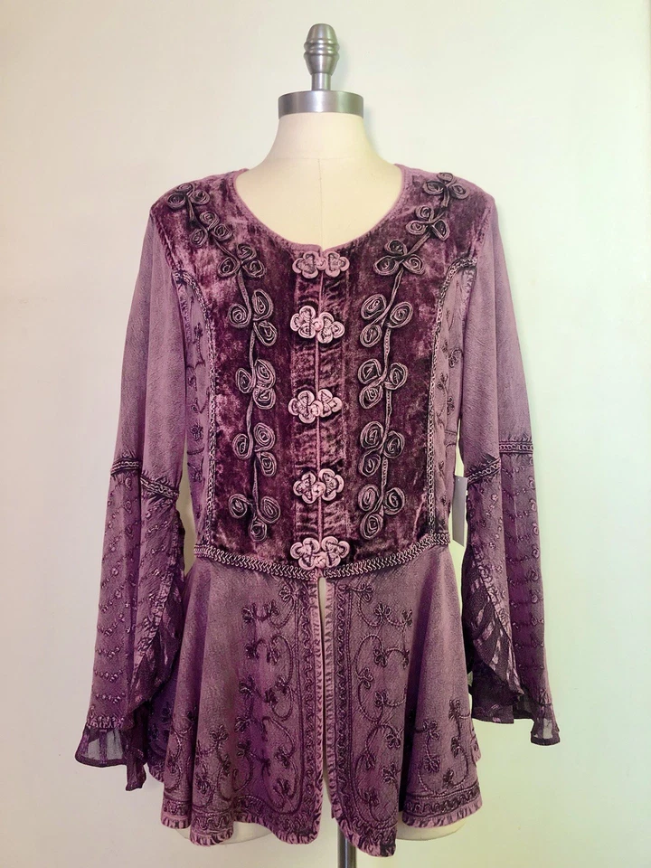 THE PYRAMID COLLECTION FROSTED PURPLE VELVET LACE EMBROIDERED FAIRY TOP L NWT