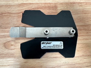 STRYKER SMRT POWER BATTERY CHARGER MOUNT BRACKET, USED, P/N 6500-201-100