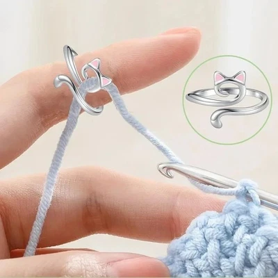 1pcs Crochet Loop Ring, Adjustable Cat Crochet Ring Yarn Guide Finger Holder.
