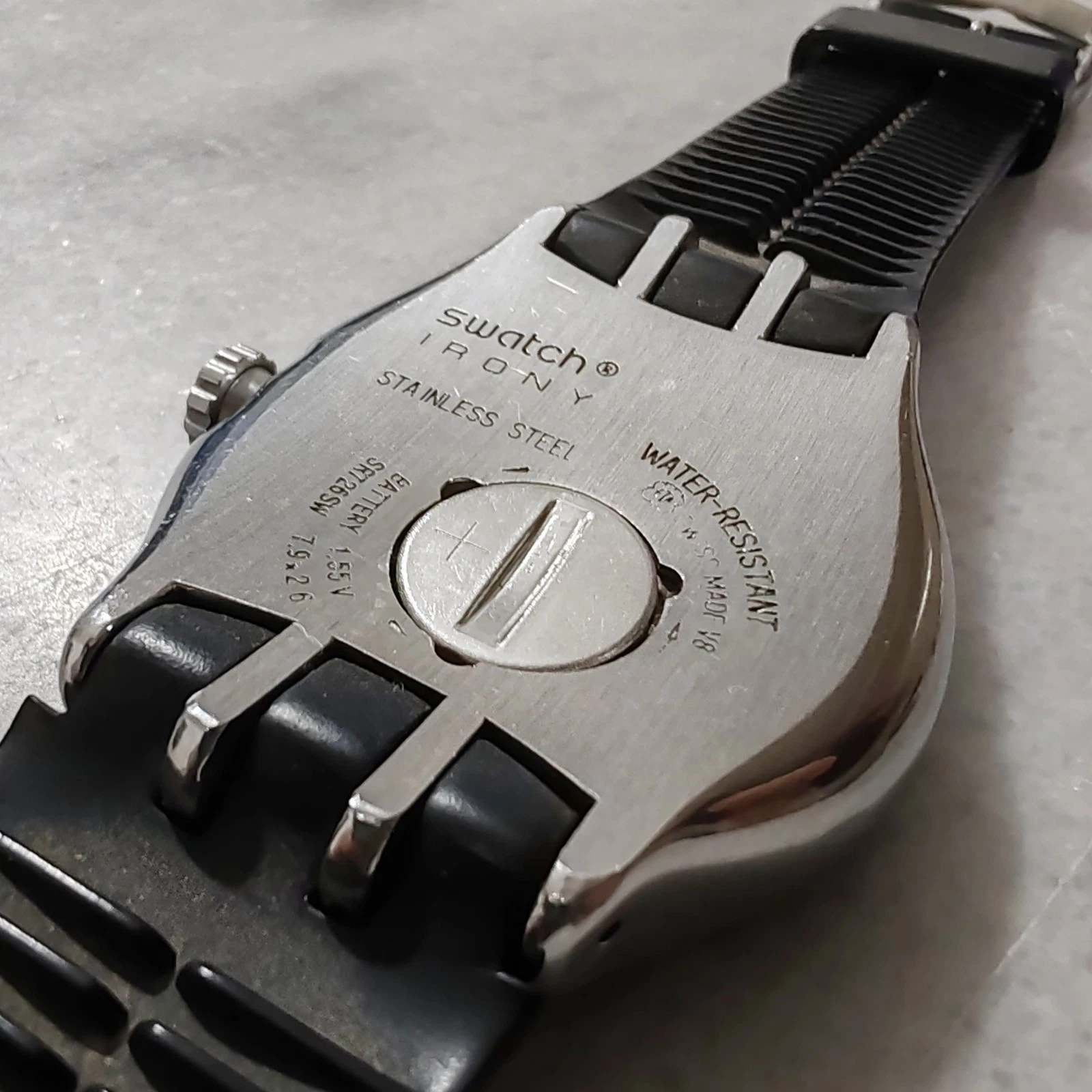 UNDERCOVER Orologio Swatch Irony ON HER MAJESTY'S SECRET SERVICE YNS402 James BOND 007