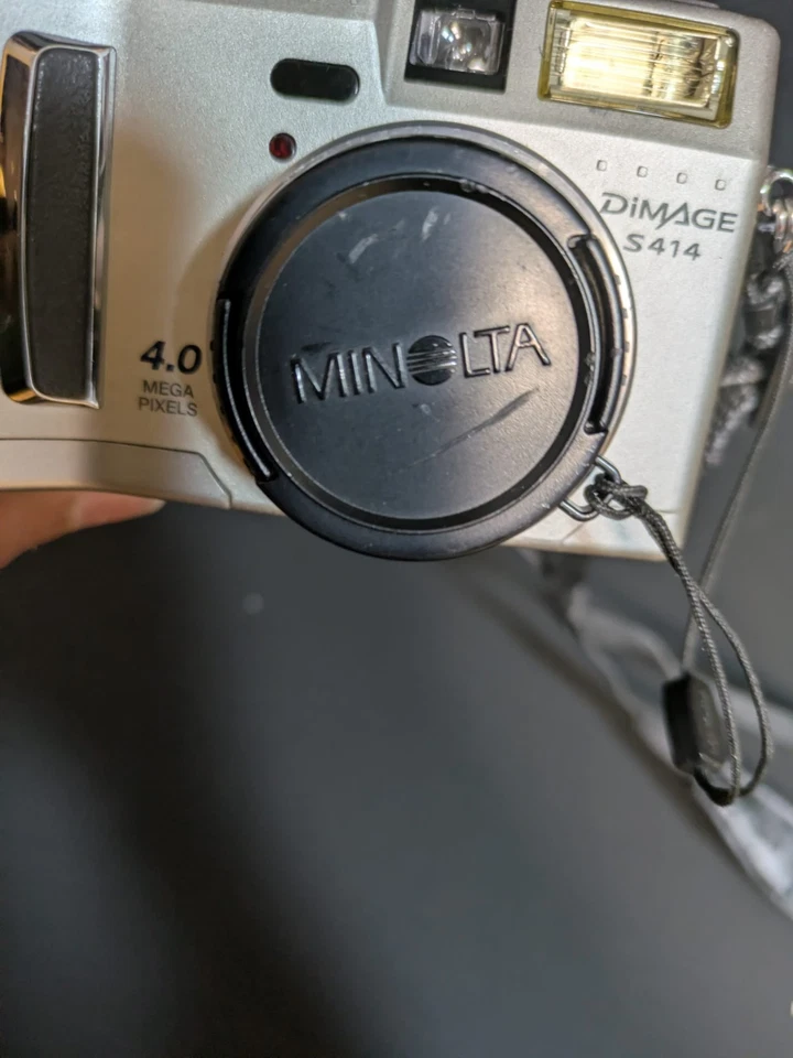 Minolta Dimage S414 4.0MP Digital Camera Silver - Image 4 of 4