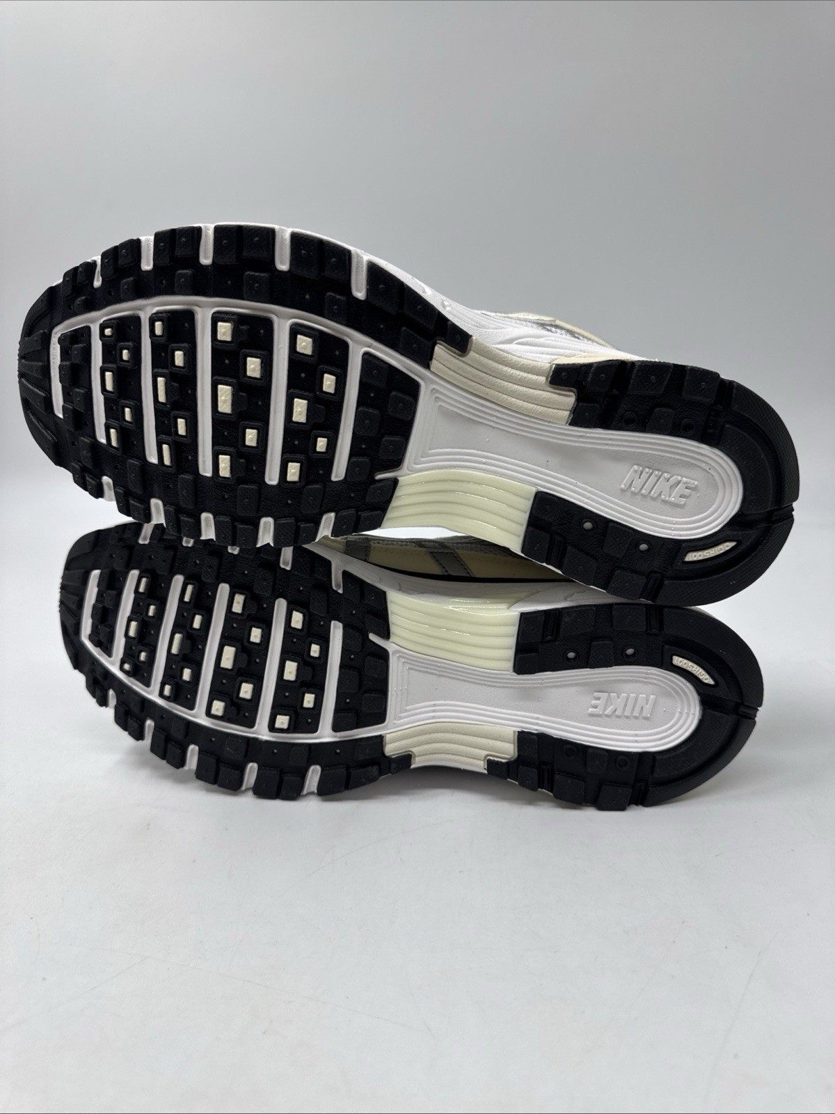 Nike P-6000 Coconut Milk Metallic Silver FV6603-100 Women’s Size 7 thumbnail 5