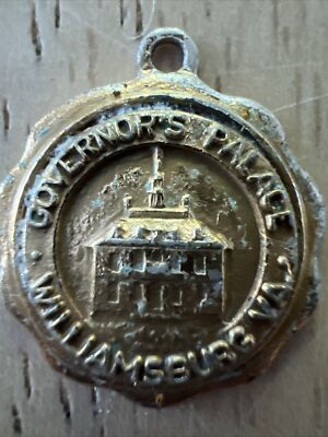 Vintage Sterling ''Governor's Palace Williamsburg VA'' Charm Pendant