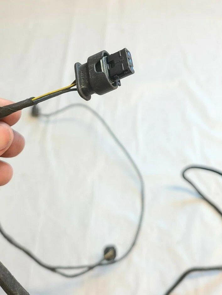 BMW 550I E60 2008 2009 2010 - Arnés de cableado del parachoques trasero Foto 4 de 4