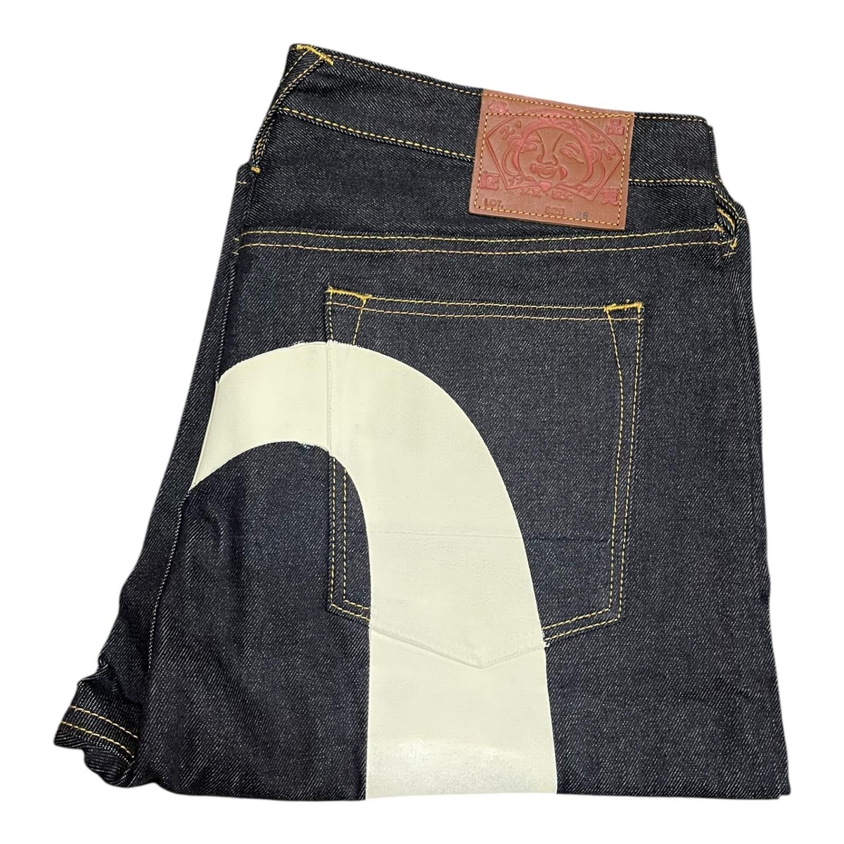 Evisu Osaka Japan Selvedge Denim Short Jeans Size W 36 Evisu Osaka Japan Selvedge Denim Short Jeans Size W 36