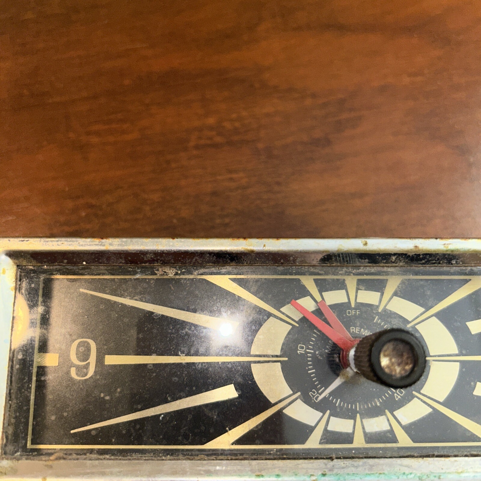 Vtg Range Clock And Timer M003B 3QW 120 VAC MCM Features Range Gold Black Red