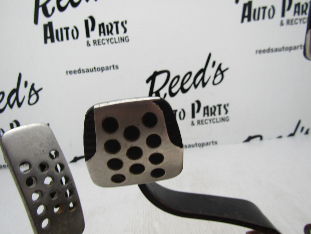 2003 NISSAN 350Z TRANSMISSION GAS BRAKE CLUTCH PEDAL SET ASSEMBLY