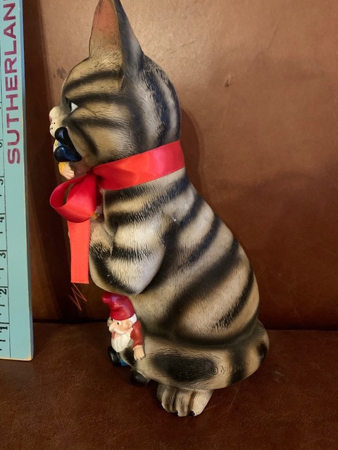 Mischievous Cat Garden Gnome Statue Figurine Best Art Décor Indoor Outdoor for sale online | eBay