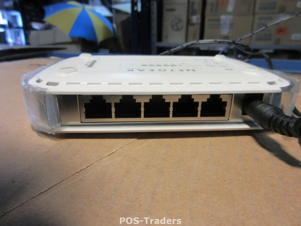 INCL PSU NETGEAR FS605 v3  5 Port 10/100Mbps Fast Ethernet Network Switch 10/100 - Bild 2 von 3