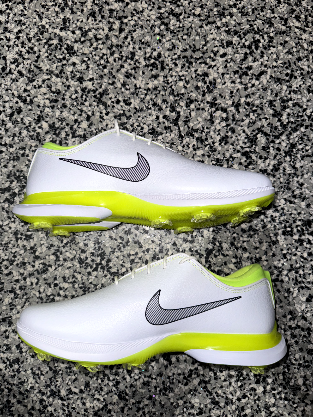 Nike Air Zoom Victory Tour 2 White/Black/Volt CW8155-101 Men's Size 11