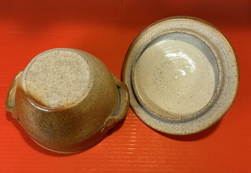 Handmade Pottery Stoneware Clay Brown Orange Casserole Dish Pot with Lid - Picture 11 of 17